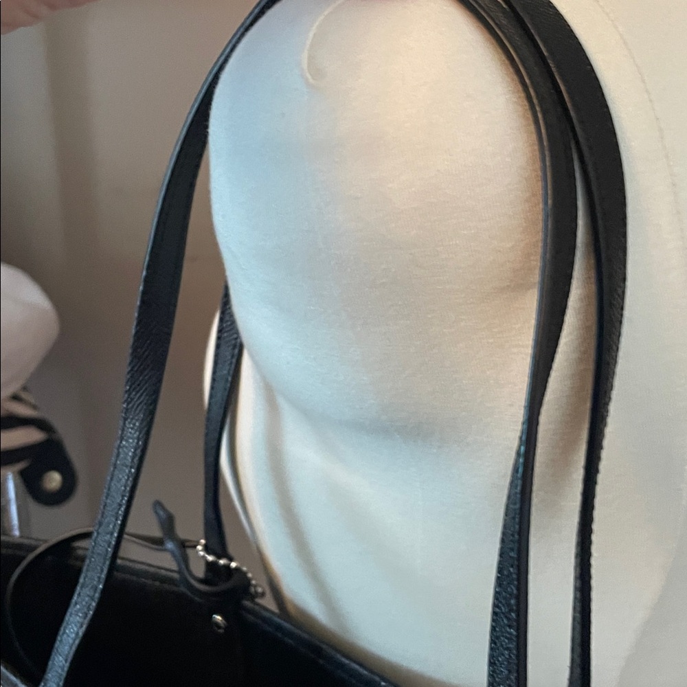 Coach Black and Cream Plaid Signature Tote with PouchNWT - Picture 8 of 9